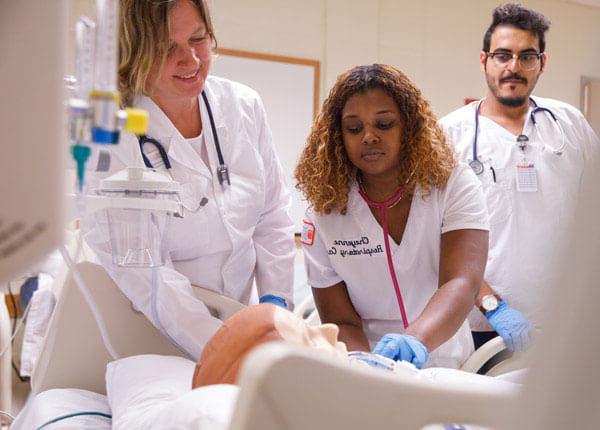 respiratory students in lab